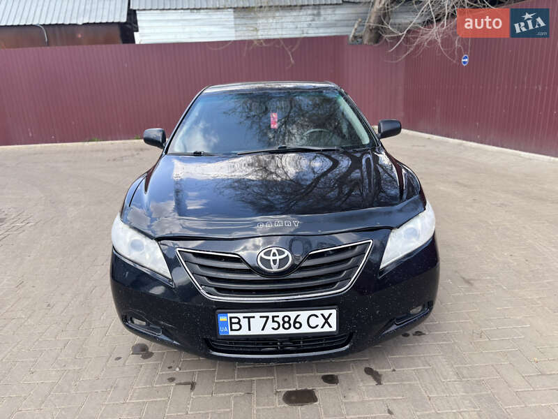 Седан Toyota Camry 2007 в Николаеве