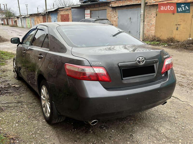 Седан Toyota Camry 2006 в Белой Церкви