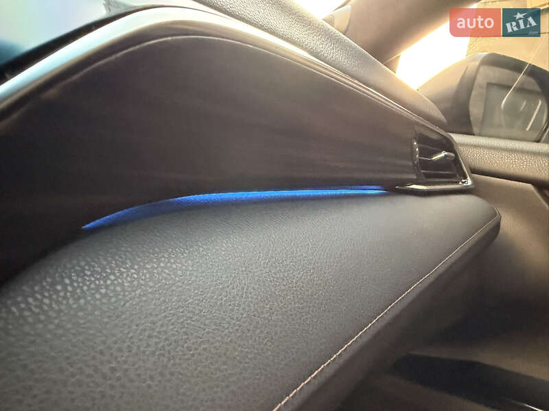 Седан Toyota Camry 2018 в Киеве фото 37 Седан Toyota Camry 2018 в Киеве