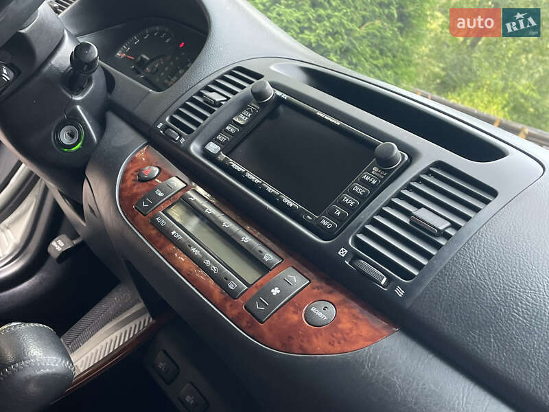 Седан Toyota Camry 2002 в Дрогобыче