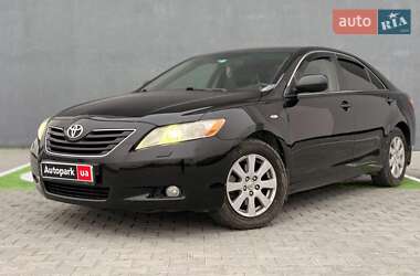 Седан Toyota Camry 2008 в Львові