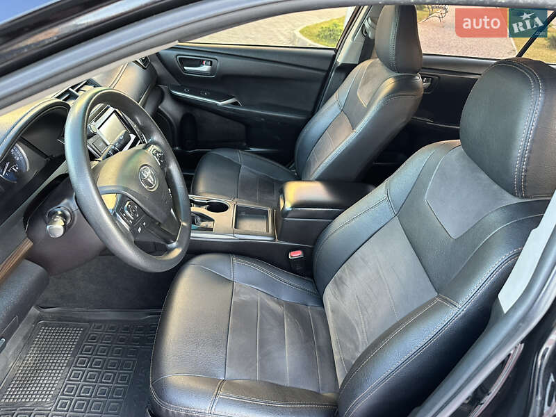 Седан Toyota Camry 2014 в Києві фото 19 Седан Toyota Camry 2014 в Києві