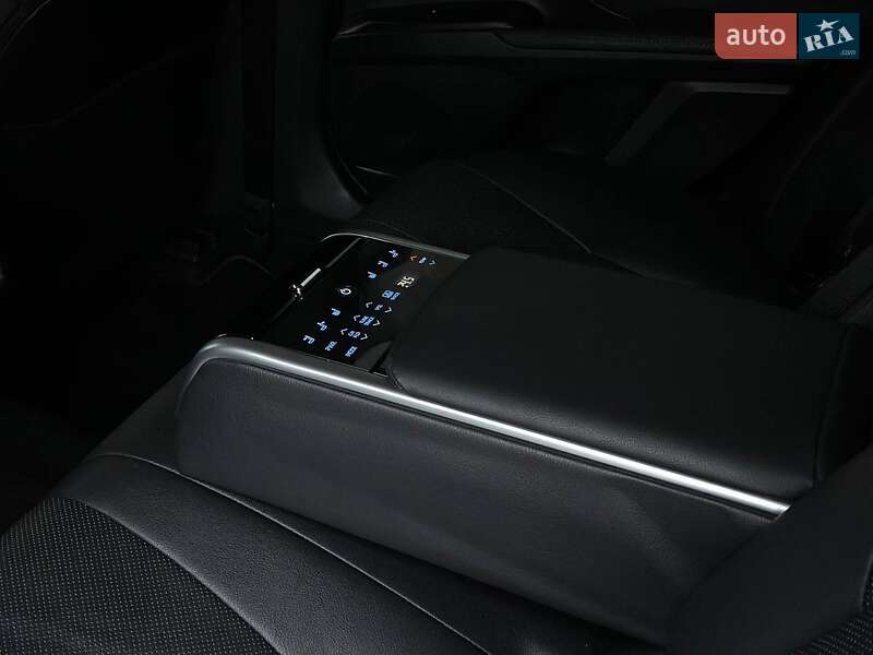 Седан Toyota Camry 2023 в Луцке фото 21 Седан Toyota Camry 2023 в Луцке