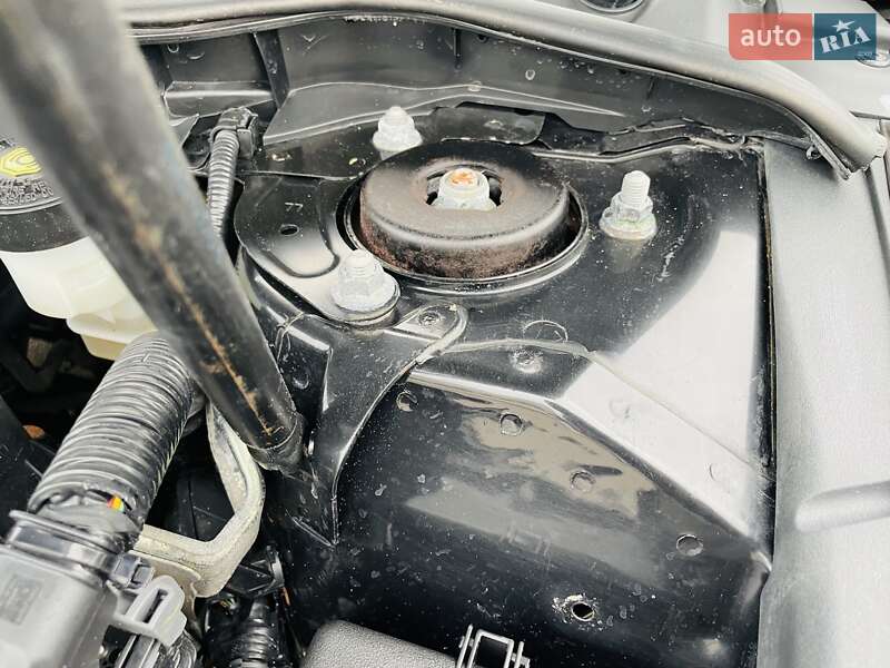 Седан Toyota Camry 2010 в Киеве