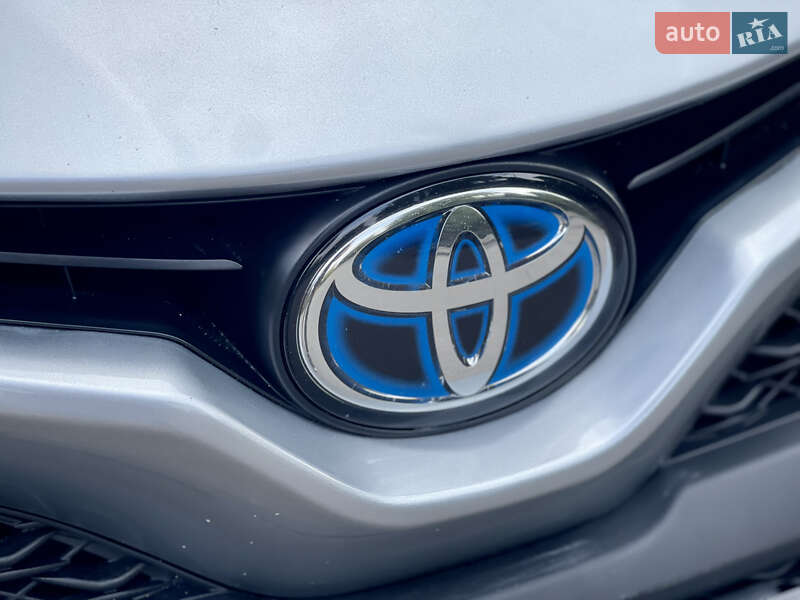 Седан Toyota Camry 2020 в Киеве фото 21 Седан Toyota Camry 2020 в Киеве