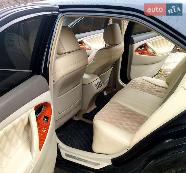Седан Toyota Camry 2008 в Києві