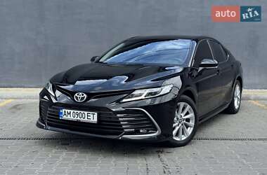 Седан Toyota Camry 2021 в Житомире