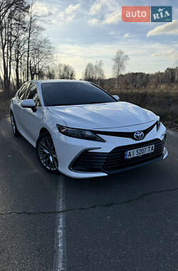 Седан Toyota Camry 2021 в Києві
