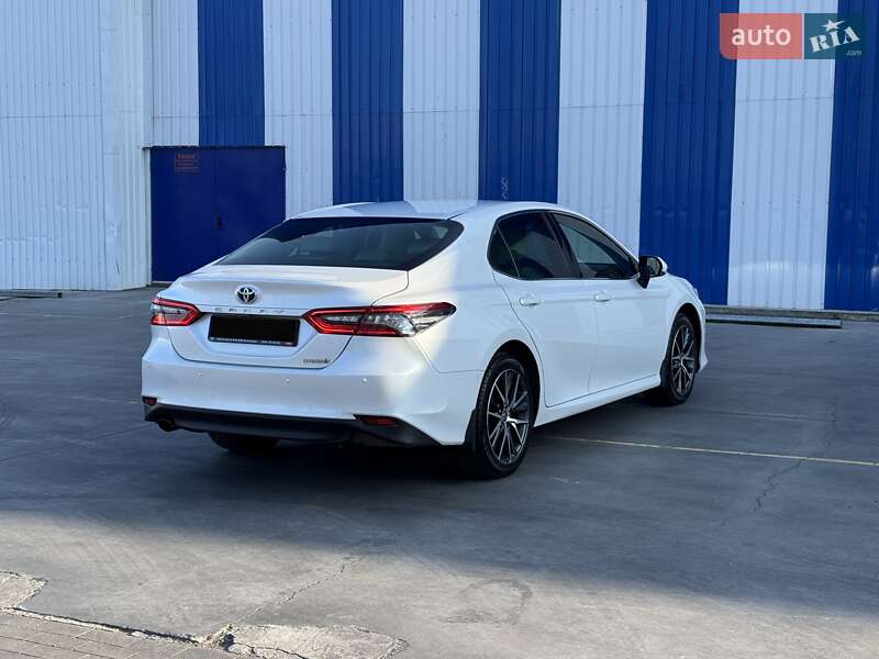 Седан Toyota Camry 2021 в Одесі