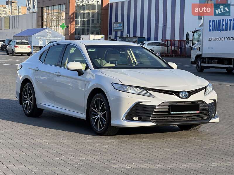 Седан Toyota Camry 2021 в Одесі
