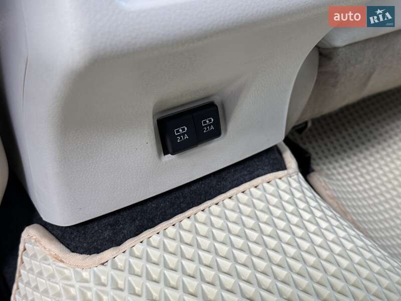 Седан Toyota Camry 2021 в Одесі