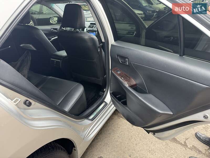 Седан Toyota Camry 2017 в Києві фото 9 Седан Toyota Camry 2017 в Києві