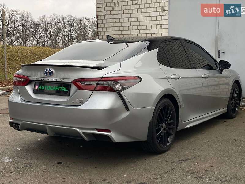 Седан Toyota Camry 2020 в Киеве фото 17 Седан Toyota Camry 2020 в Киеве