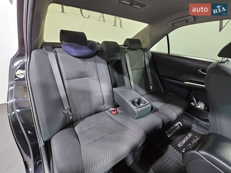 Седан Toyota Camry 2015 в Киеве фото 6 Седан Toyota Camry 2015 в Киеве