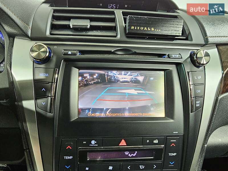 Седан Toyota Camry 2015 в Киеве фото 31 Седан Toyota Camry 2015 в Киеве