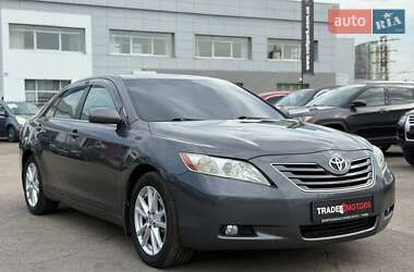 Седан Toyota Camry 2007 в Києві