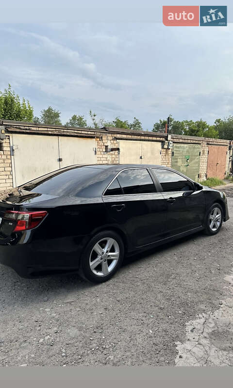 Toyota Camry 2013