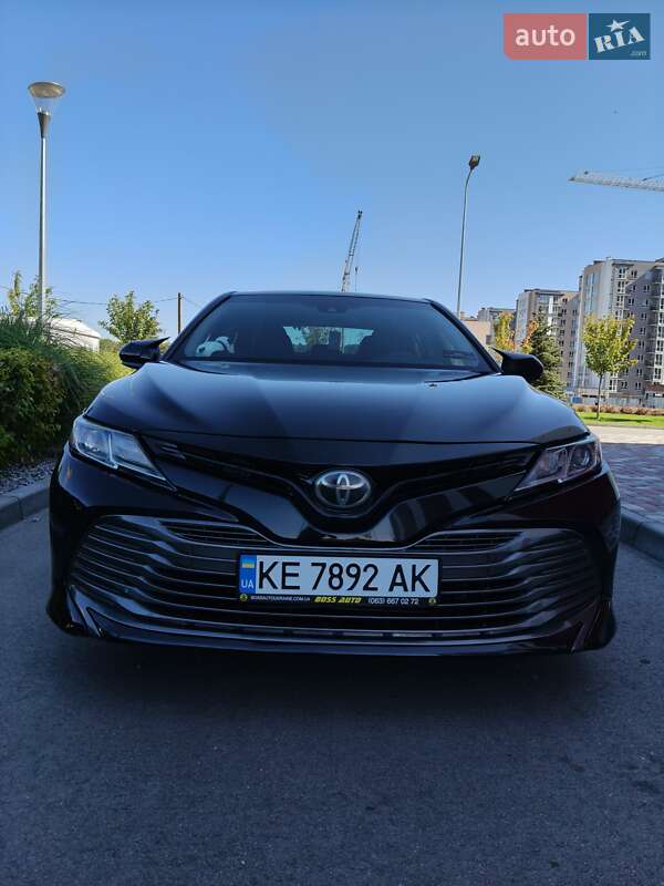 Toyota Camry 2018