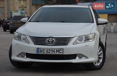 Седан Toyota Camry 2012 в Харькове