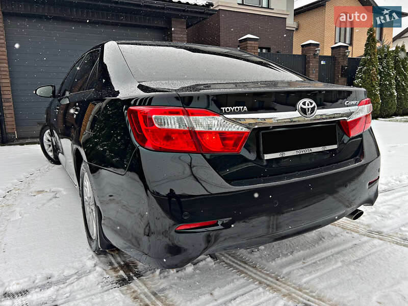 Седан Toyota Camry 2011 в Киеве фото 87 Седан Toyota Camry 2011 в Киеве
