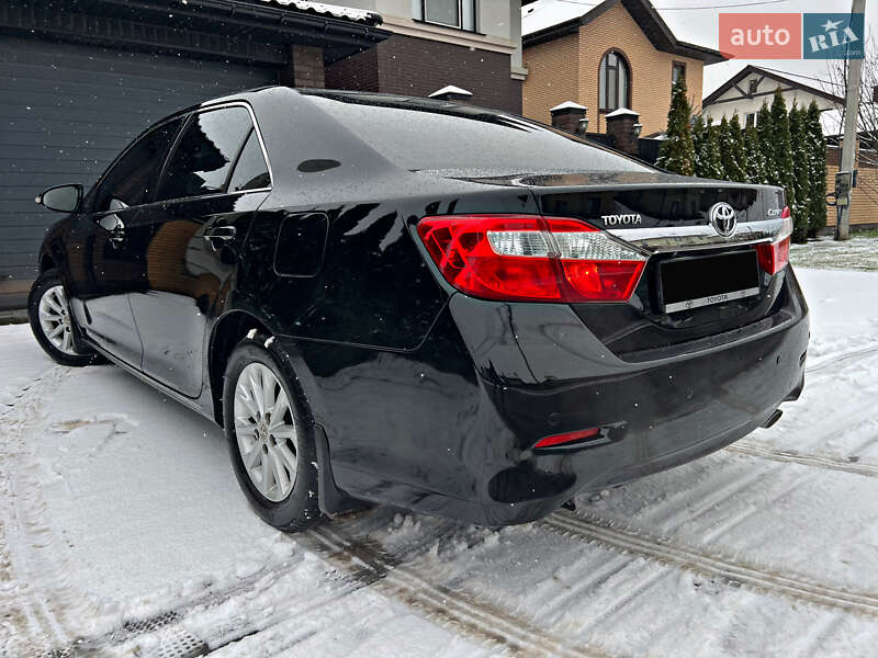 Седан Toyota Camry 2011 в Киеве фото 104 Седан Toyota Camry 2011 в Киеве
