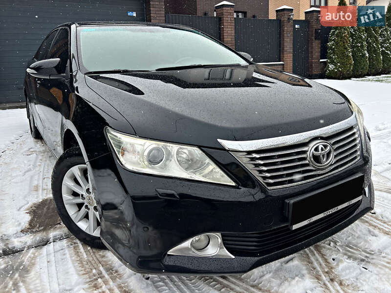 Седан Toyota Camry 2011 в Киеве фото 73 Седан Toyota Camry 2011 в Киеве