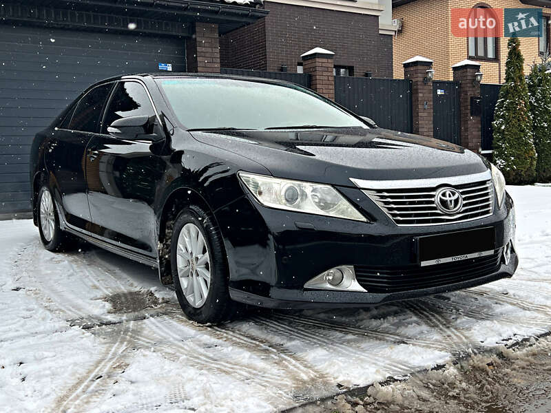 Седан Toyota Camry 2011 в Киеве фото 106 Седан Toyota Camry 2011 в Киеве
