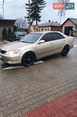 Седан Toyota Camry 2004 в Снятине