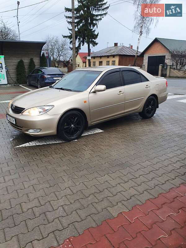 Toyota Camry 2004 Toyota Camry 2004
