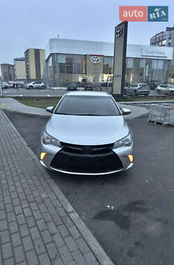 Седан Toyota Camry 2014 в Чернигове