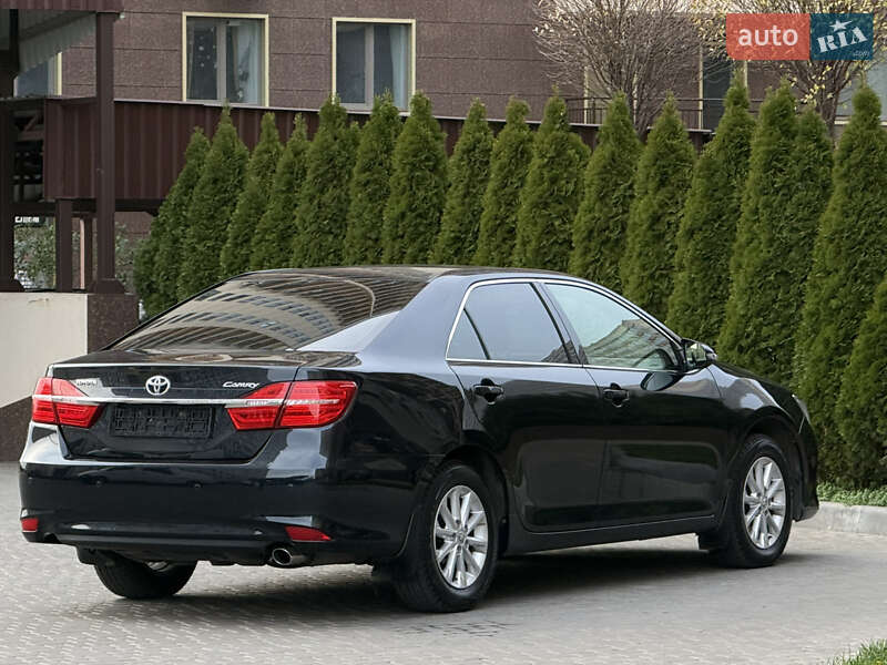 Седан Toyota Camry 2015 в Одессе