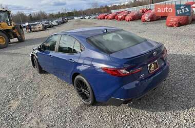 Седан Toyota Camry 2025 в Києві