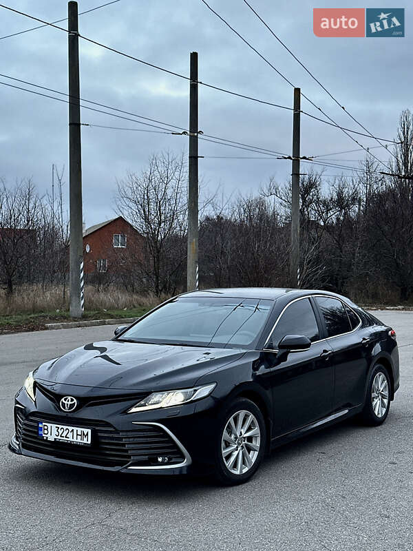 Toyota Camry 2021