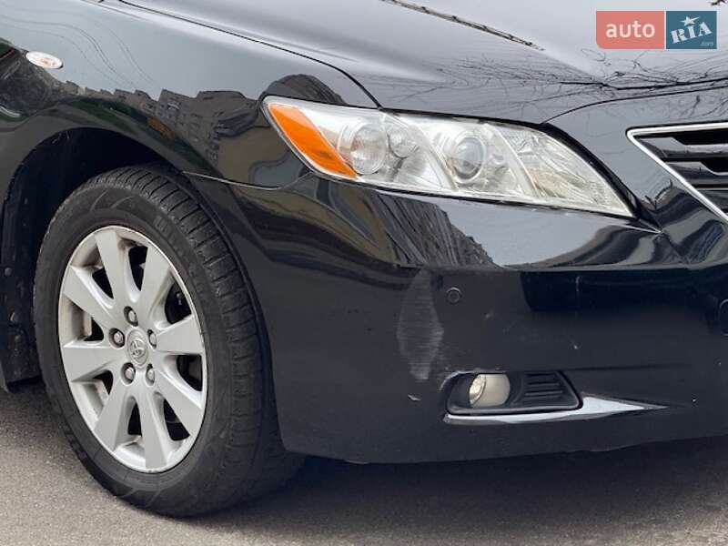 Седан Toyota Camry 2008 в Києві