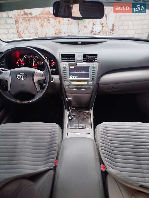 Седан Toyota Camry 2006 в Кам'янському