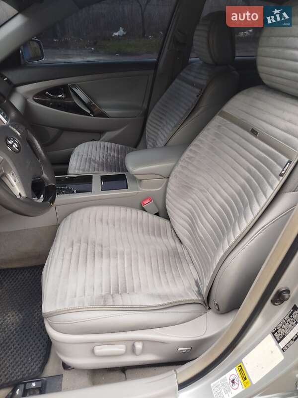 Седан Toyota Camry 2006 в Кам'янському