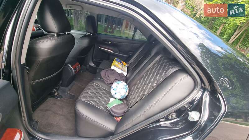Седан Toyota Camry 2013 в Харкові