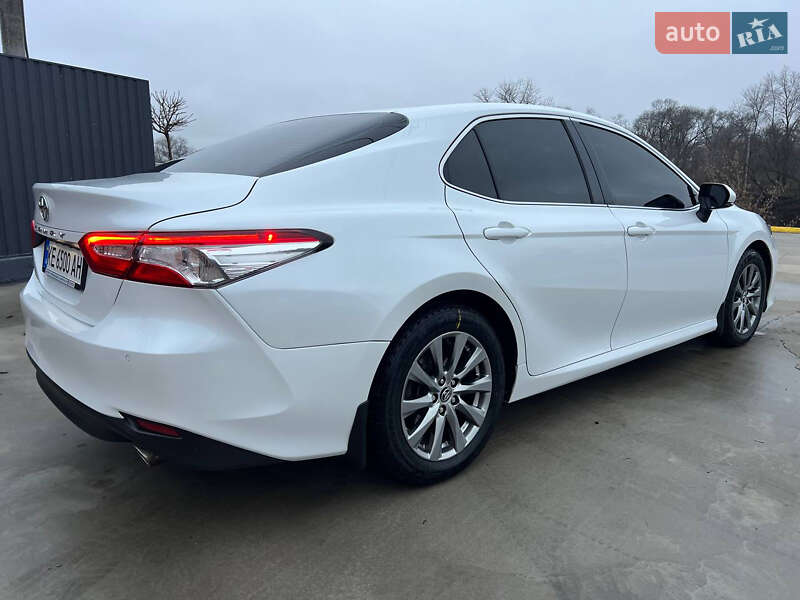 Седан Toyota Camry 2018 в Павлограде