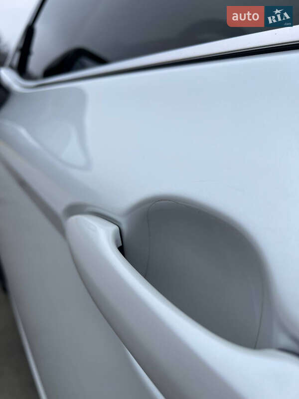 Седан Toyota Camry 2018 в Павлограде