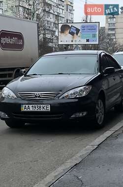 Седан Toyota Camry 2005 в Києві