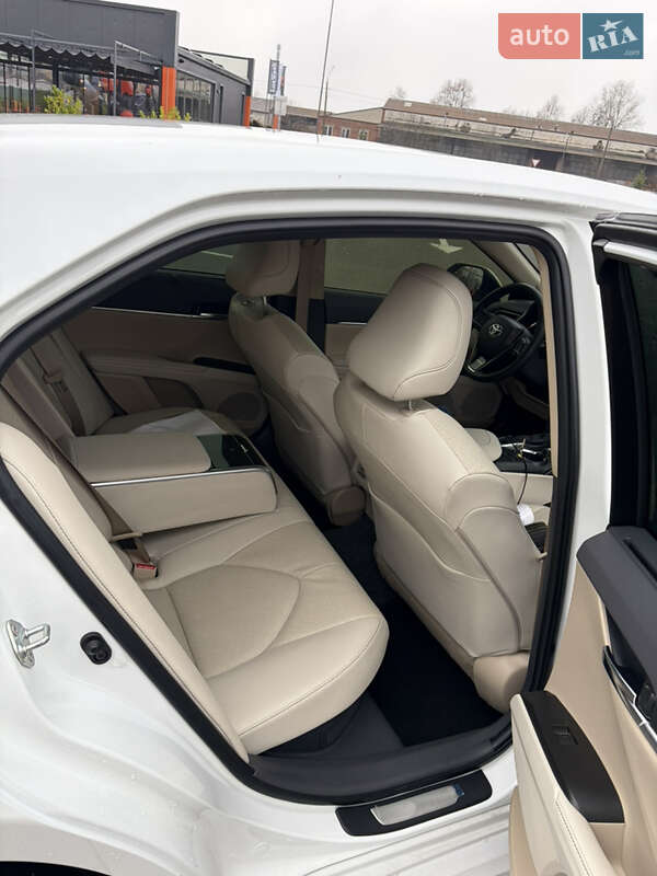 Седан Toyota Camry 2023 в Виннице фото 12 Седан Toyota Camry 2023 в Виннице