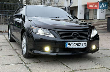 Седан Toyota Camry 2011 в Львові