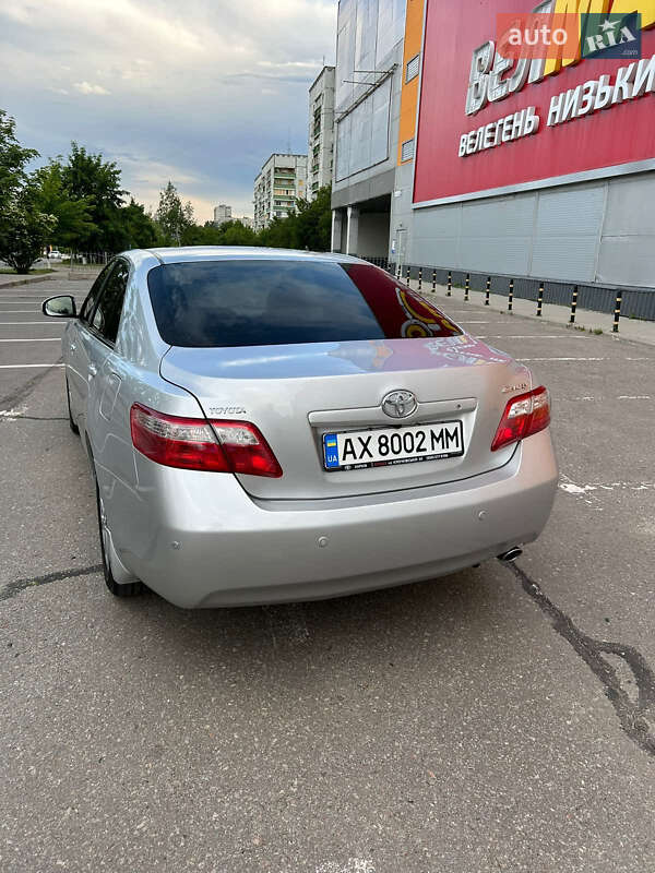 Седан Toyota Camry 2011 в Харькове