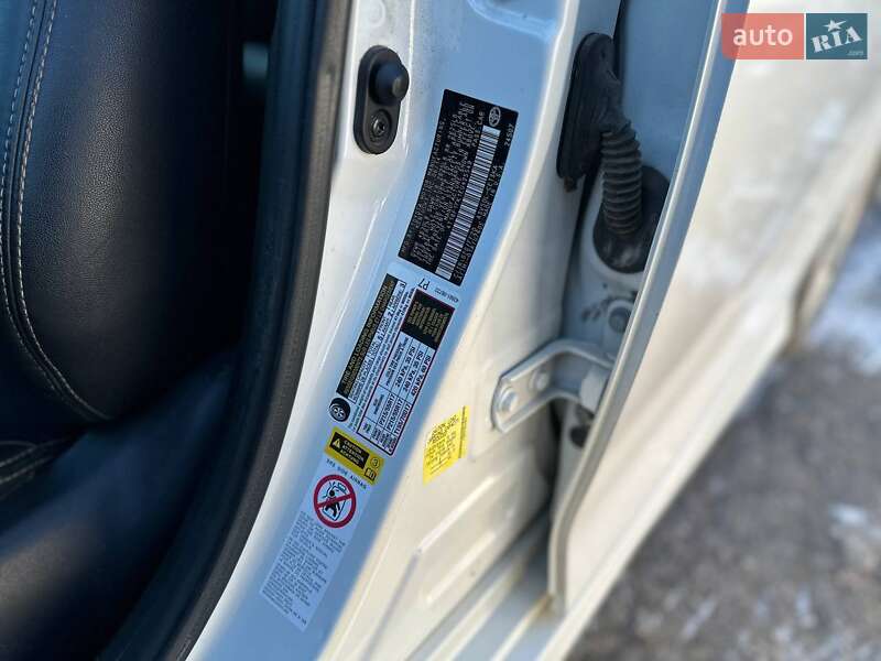 Седан Toyota Camry 2014 в Кам'янському