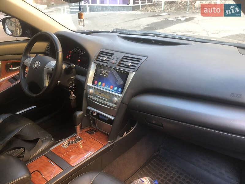 Седан Toyota Camry 2008 в Киеве