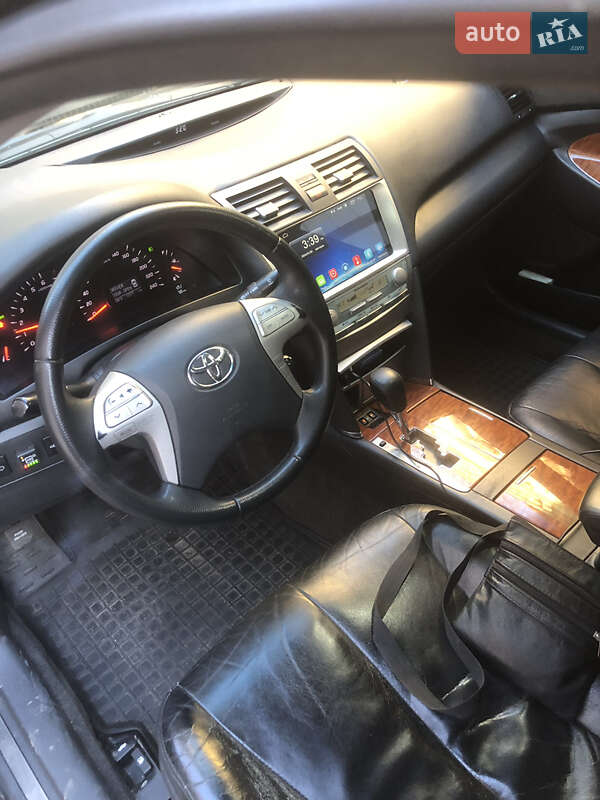 Седан Toyota Camry 2008 в Киеве