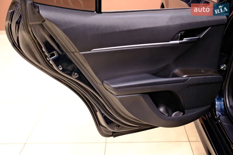 Седан Toyota Camry 2021 в Одесі