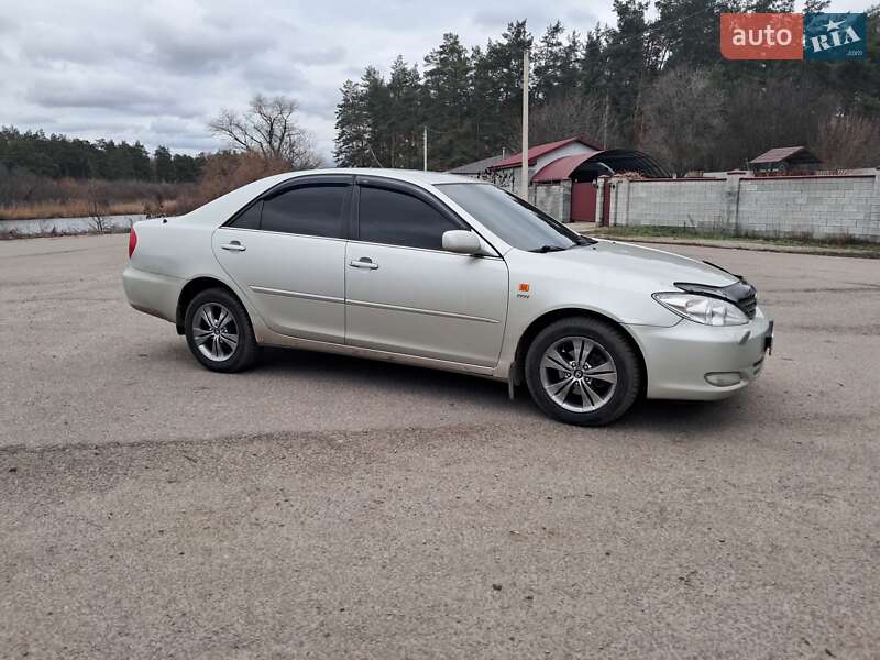 Седан Toyota Camry 2003 в Новомосковську