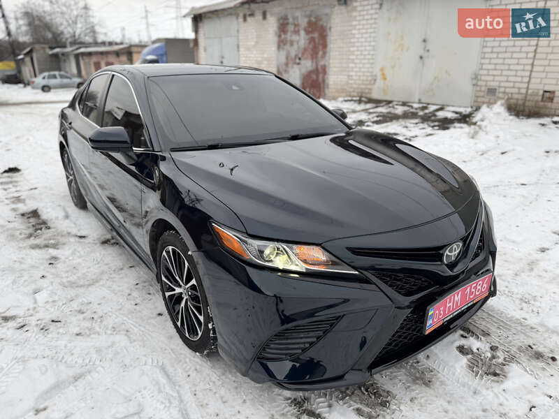 Седан Toyota Camry 2018 в Запоріжжі фото 18 Седан Toyota Camry 2018 в Запоріжжі