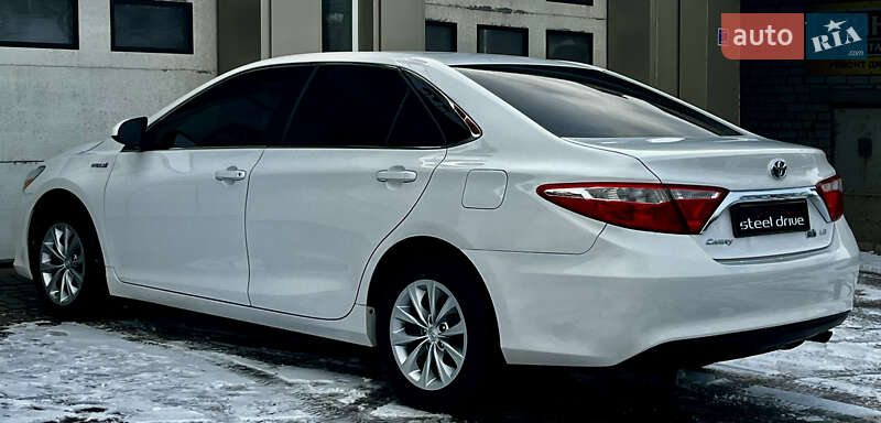 Седан Toyota Camry 2016 в Миколаєві